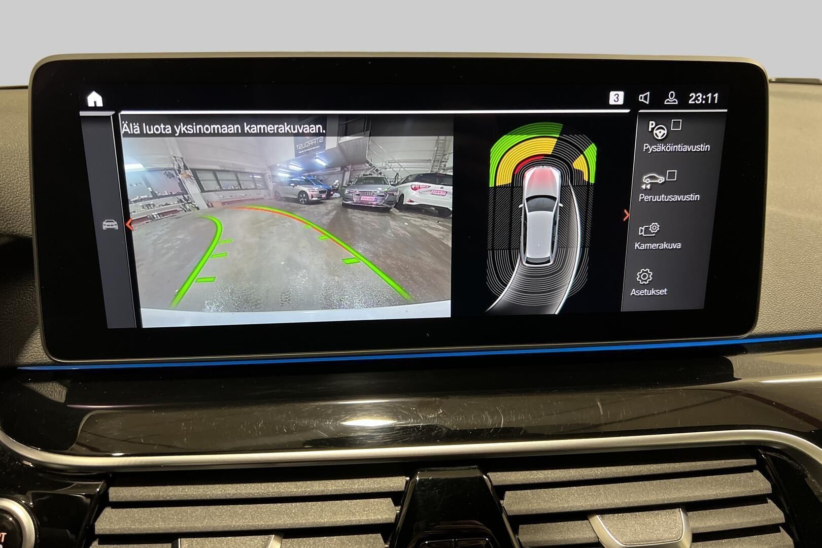 BMW 5-sarja iso kuva 21