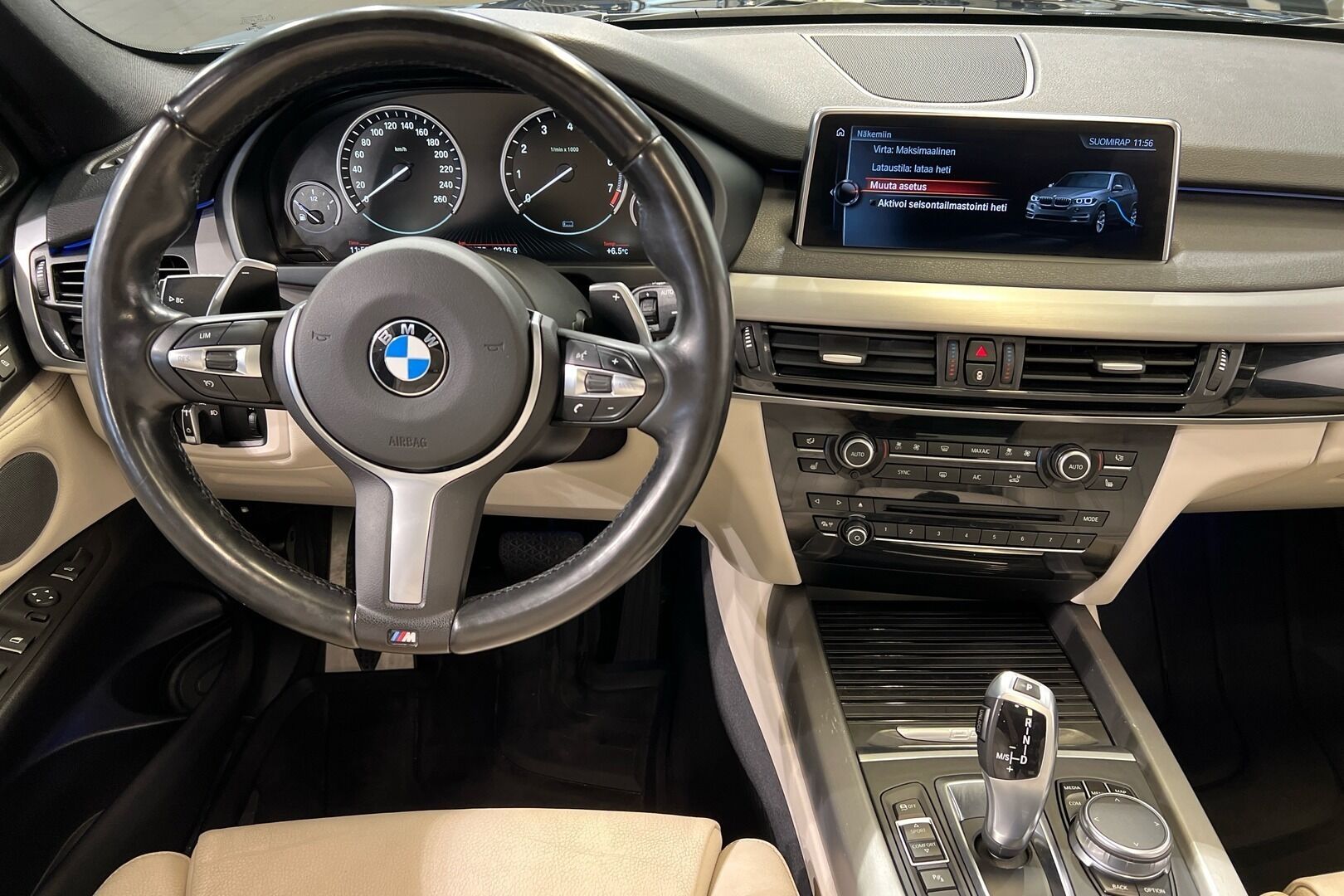 BMW X5 iso kuva 13