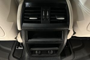 BMW X5 esikatselu 29