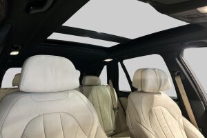 BMW X5 esikatselu 33