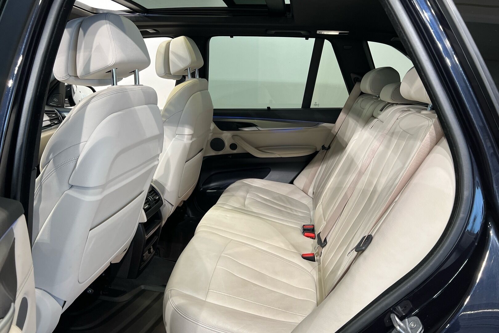 BMW X5 iso kuva 7