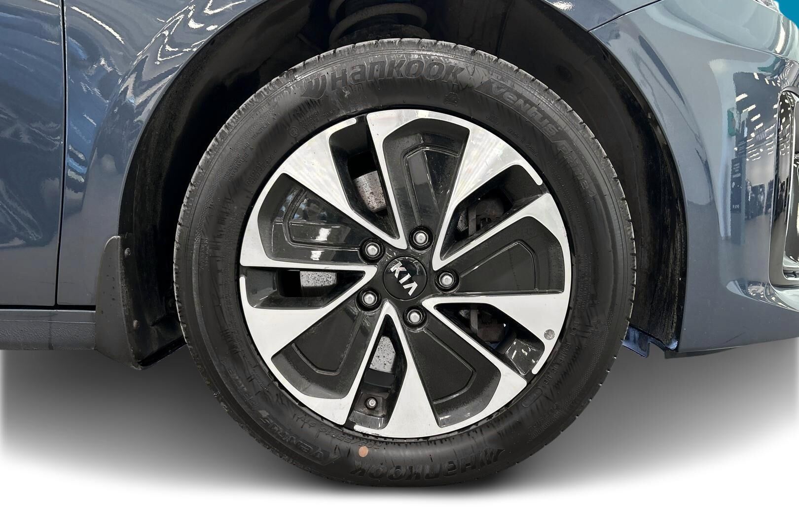 Kia Ceed iso kuva 11