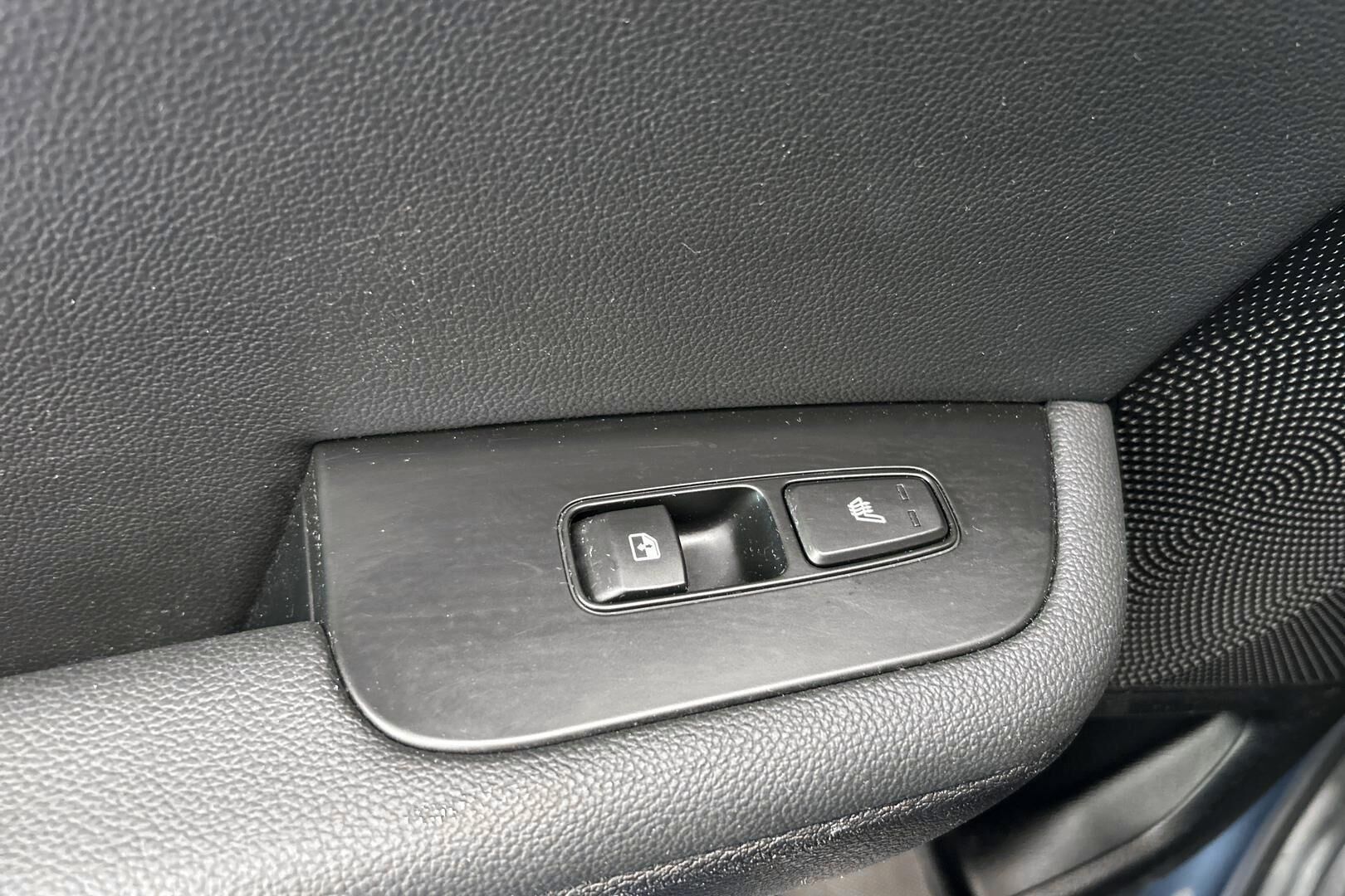 Kia Ceed iso kuva 14