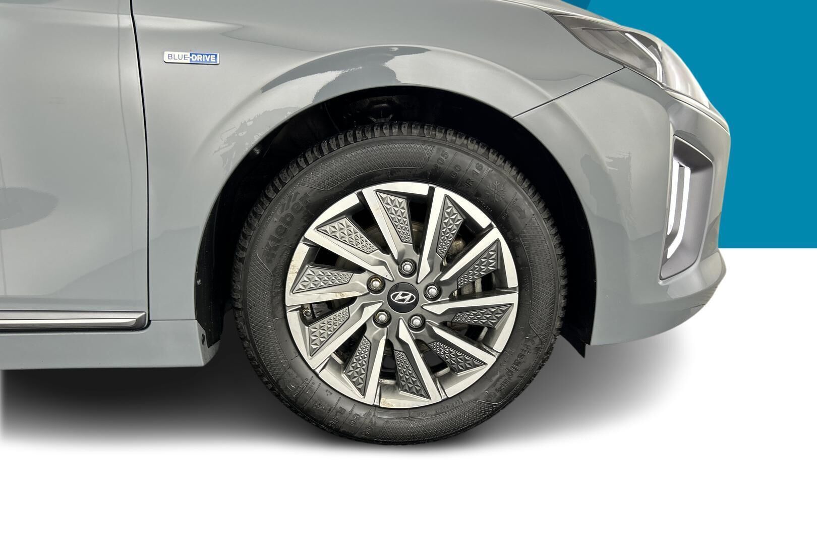 Hyundai IONIQ electric iso kuva 9