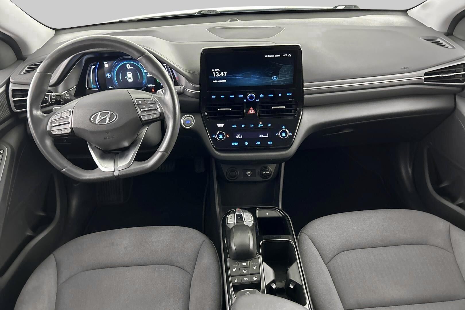 Hyundai IONIQ electric iso kuva 10