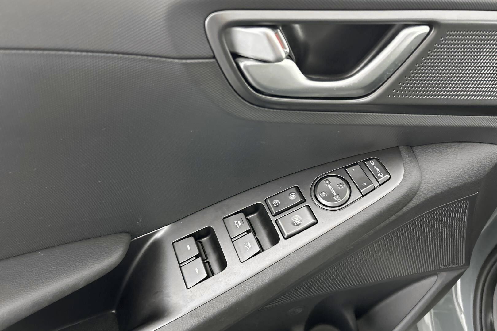 Hyundai IONIQ electric iso kuva 23