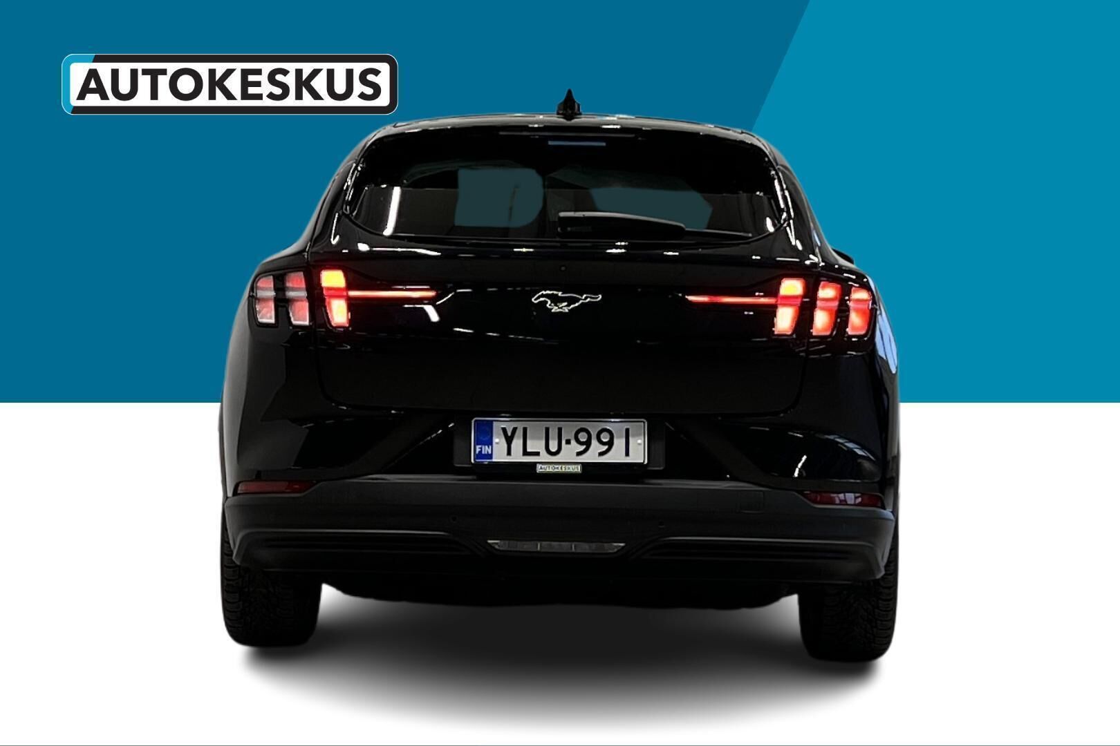 Ford Mustang Mach-E iso kuva 6