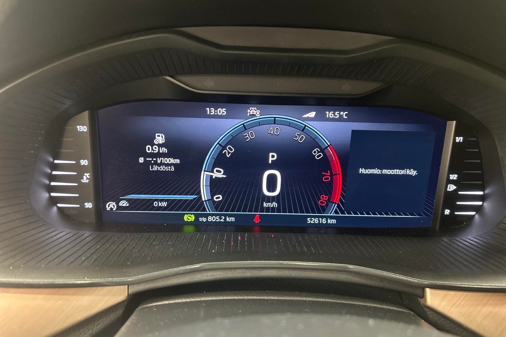 Skoda Scala iso kuva 17