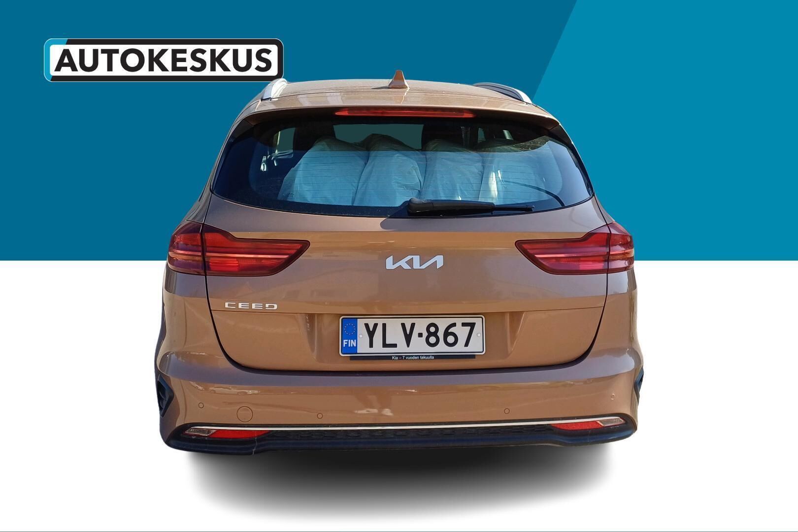 Kia Ceed iso kuva 5