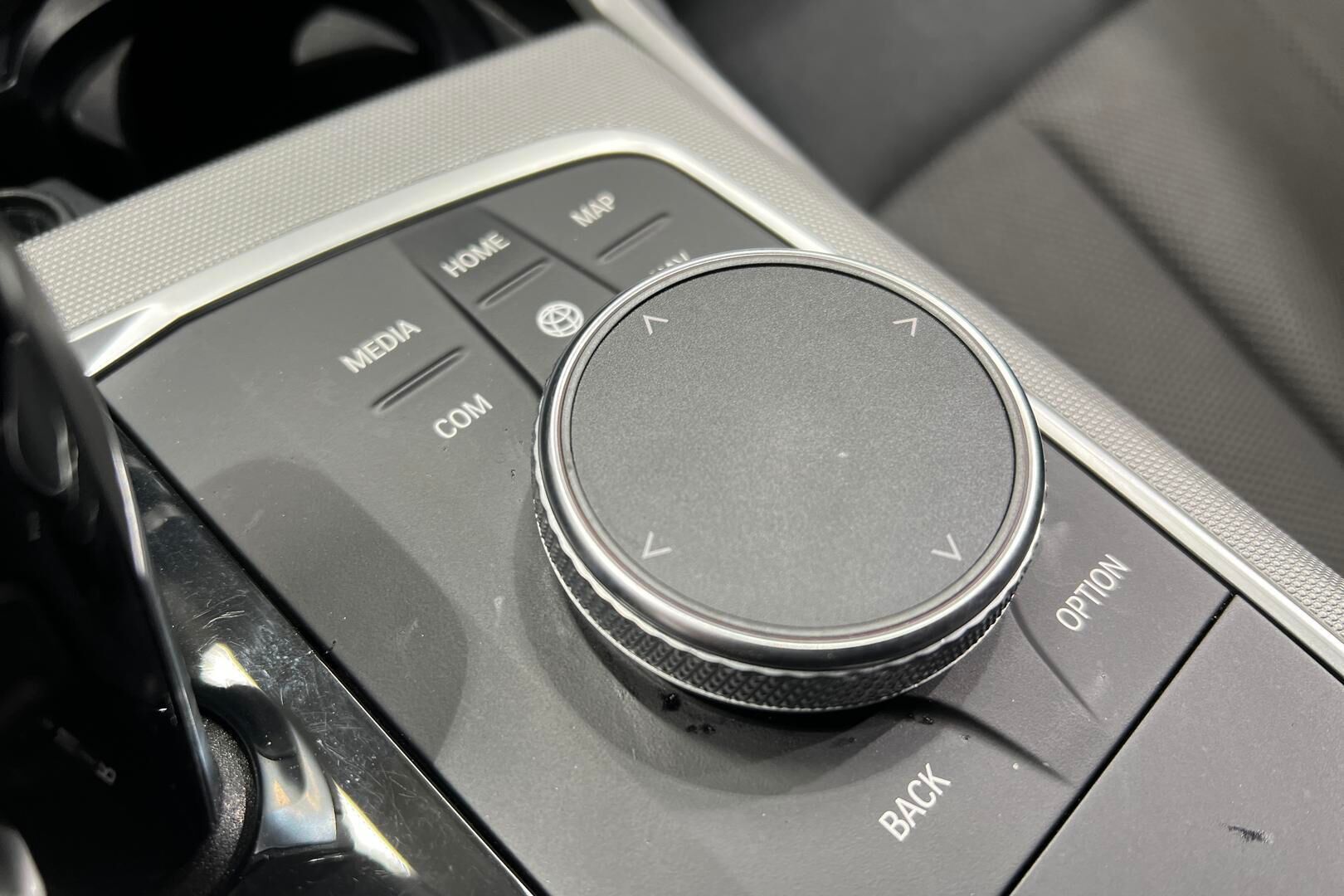 BMW 3-SARJA iso kuva 21