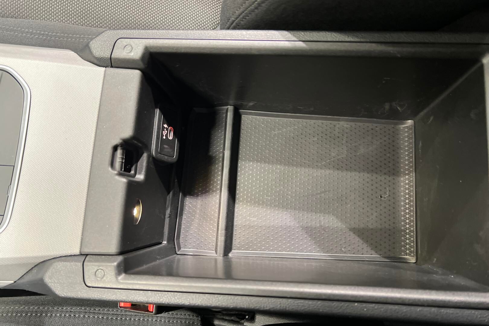 BMW 3-SARJA iso kuva 23