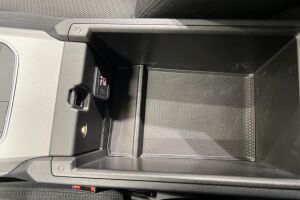 BMW 3-SARJA esikatselu 23