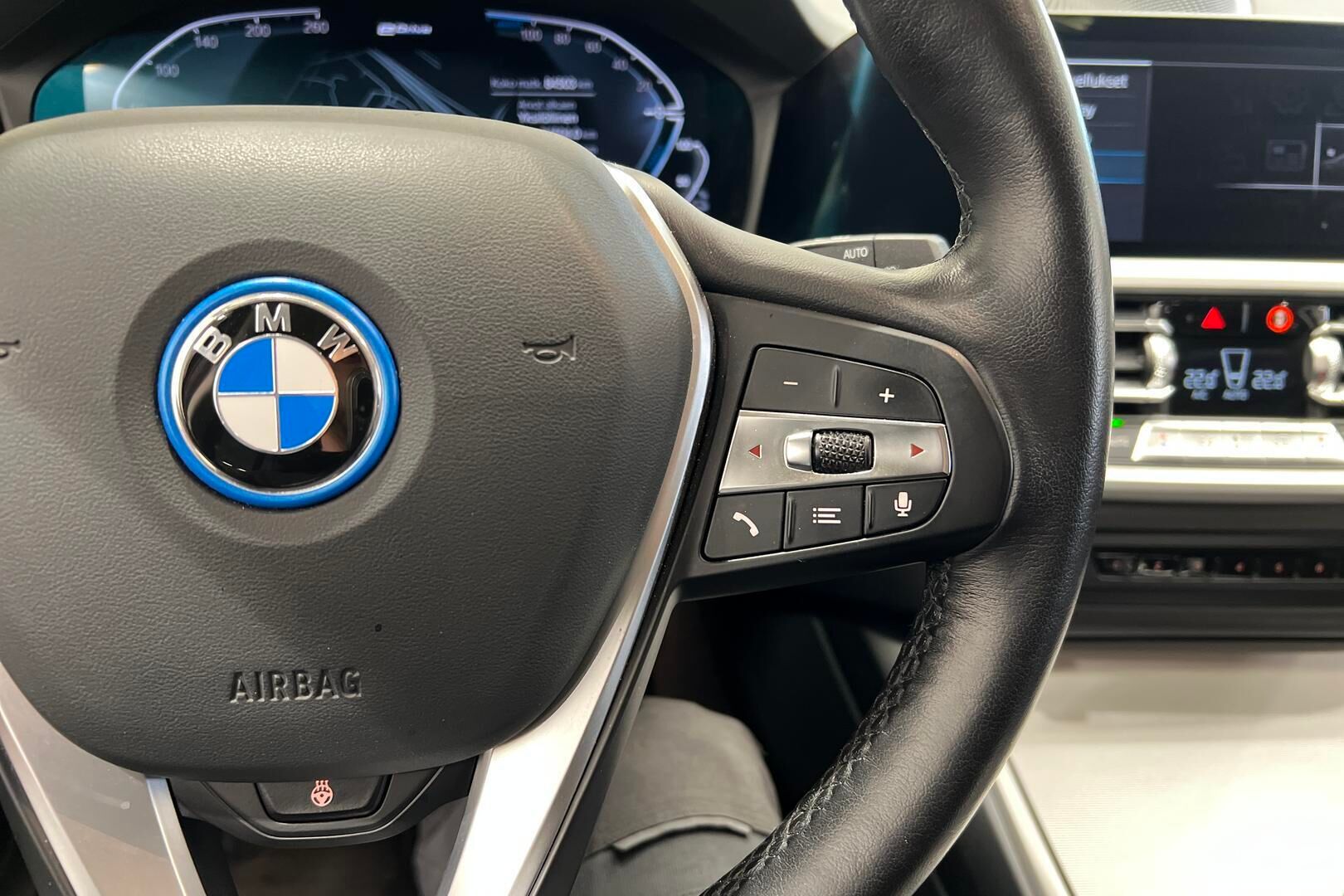 BMW 3-SARJA iso kuva 25