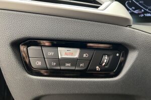 BMW 3-SARJA esikatselu 27