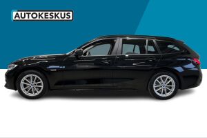 BMW 3-SARJA esikatselu 8