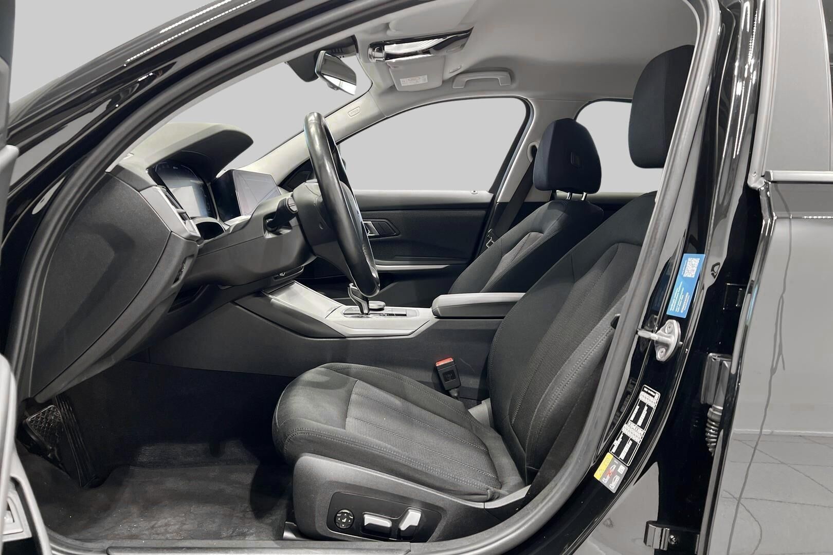 BMW 3-SARJA iso kuva 9