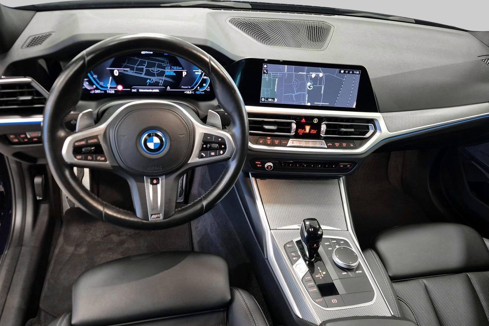 BMW 3-sarja iso kuva 10