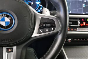 BMW 3-sarja esikatselu 17