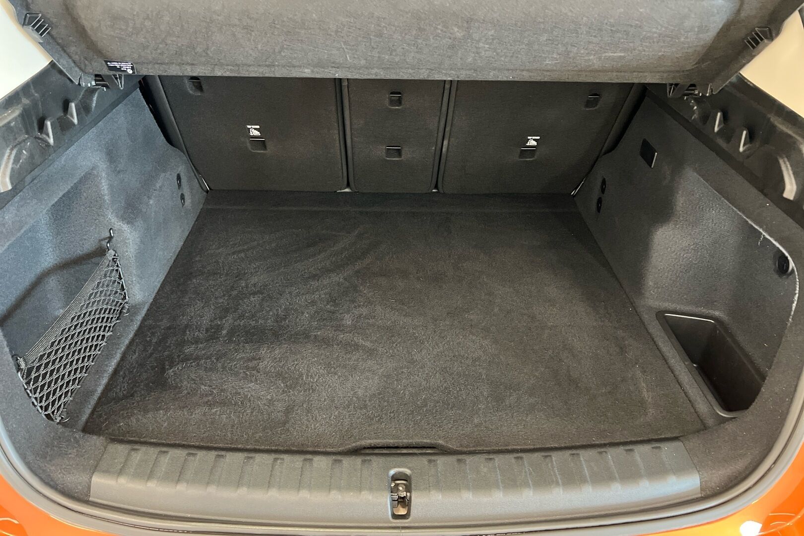 BMW X1 iso kuva 9