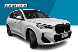 BMW iX1 esikatselu 2