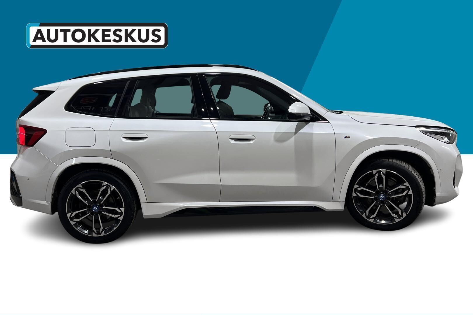 BMW iX1 iso kuva 3