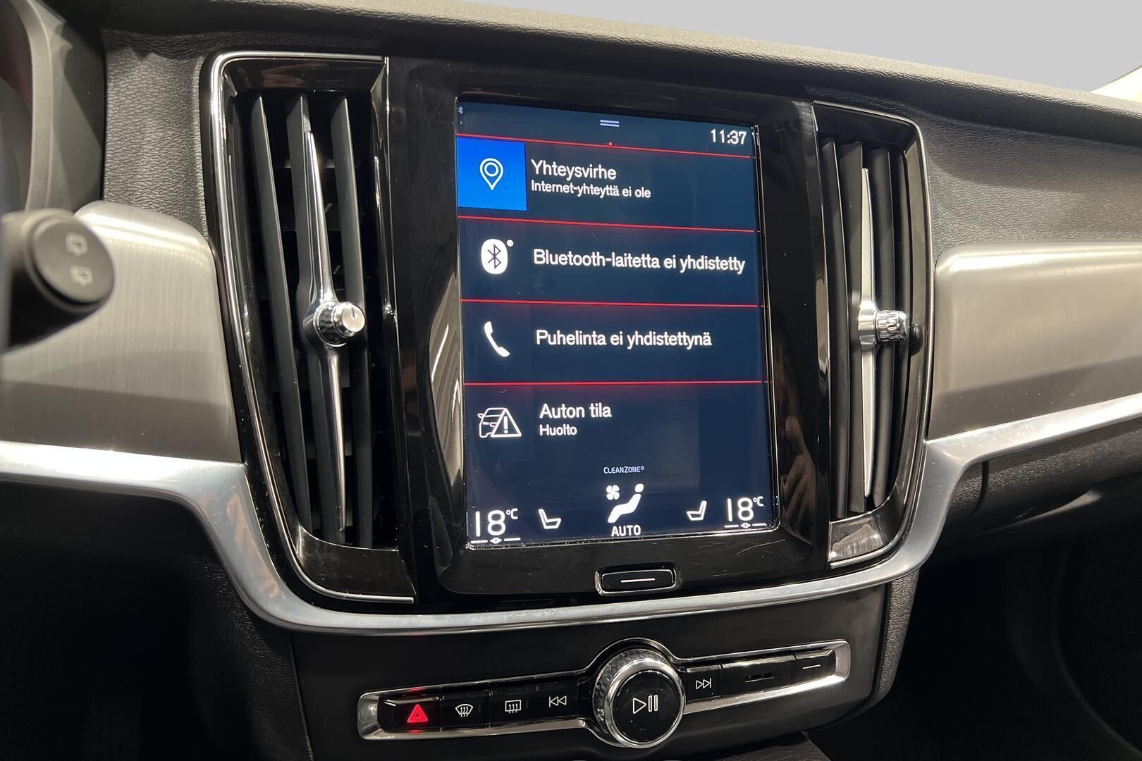 Volvo V90 iso kuva 17