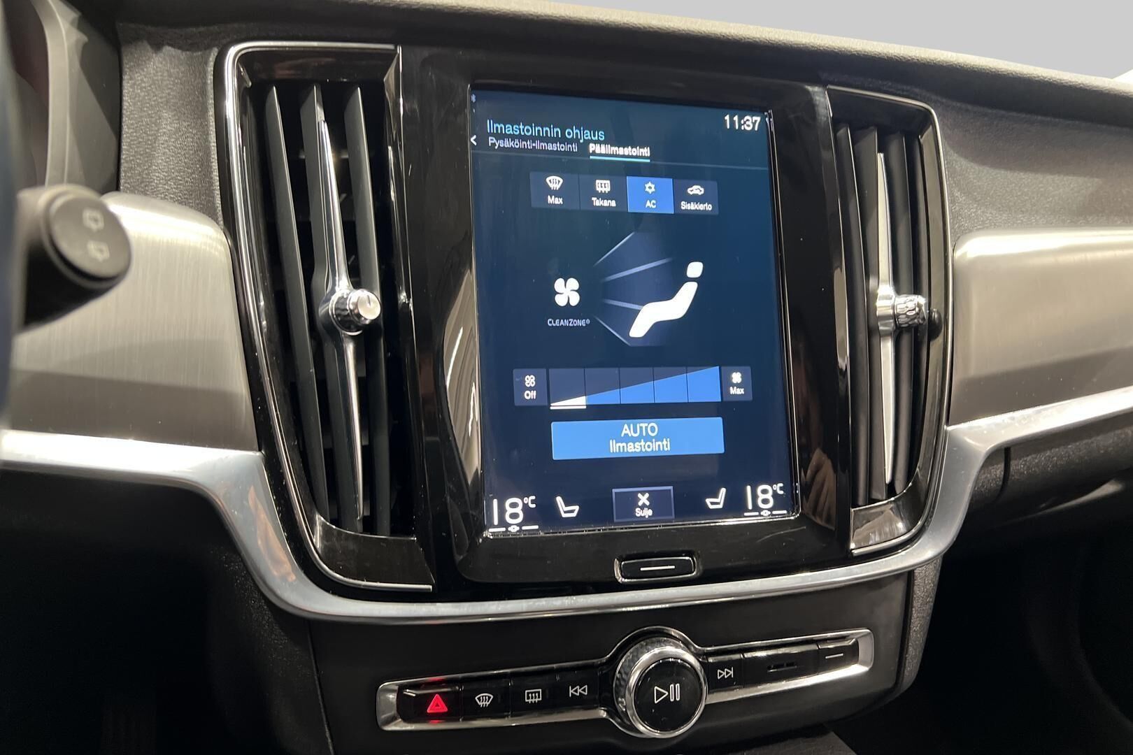 Volvo V90 iso kuva 18