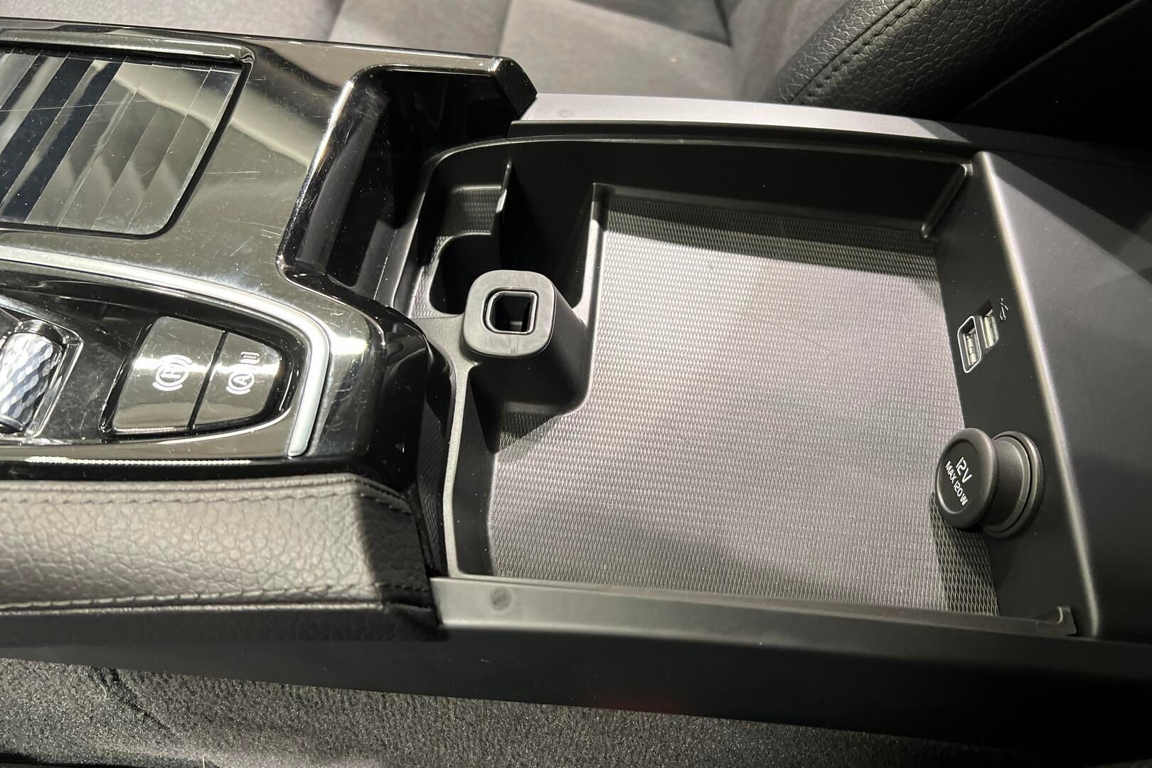 Volvo V90 iso kuva 20