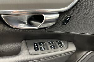 Volvo V90 esikatselu 25