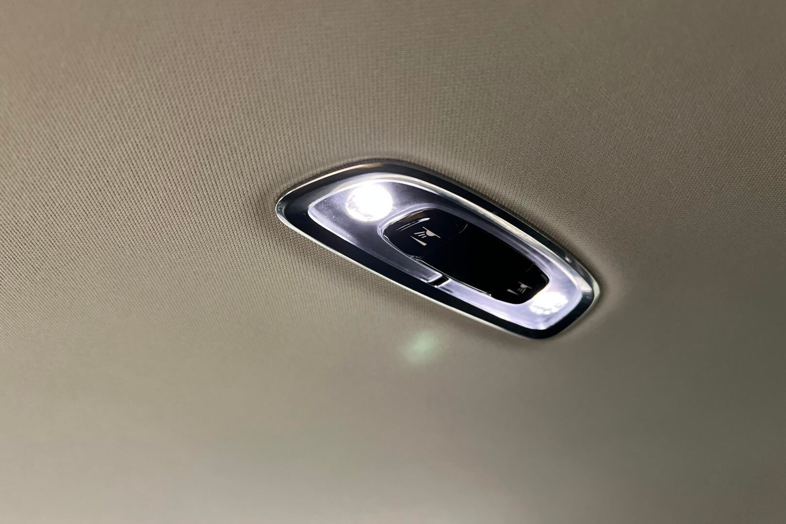 Volvo V90 iso kuva 29