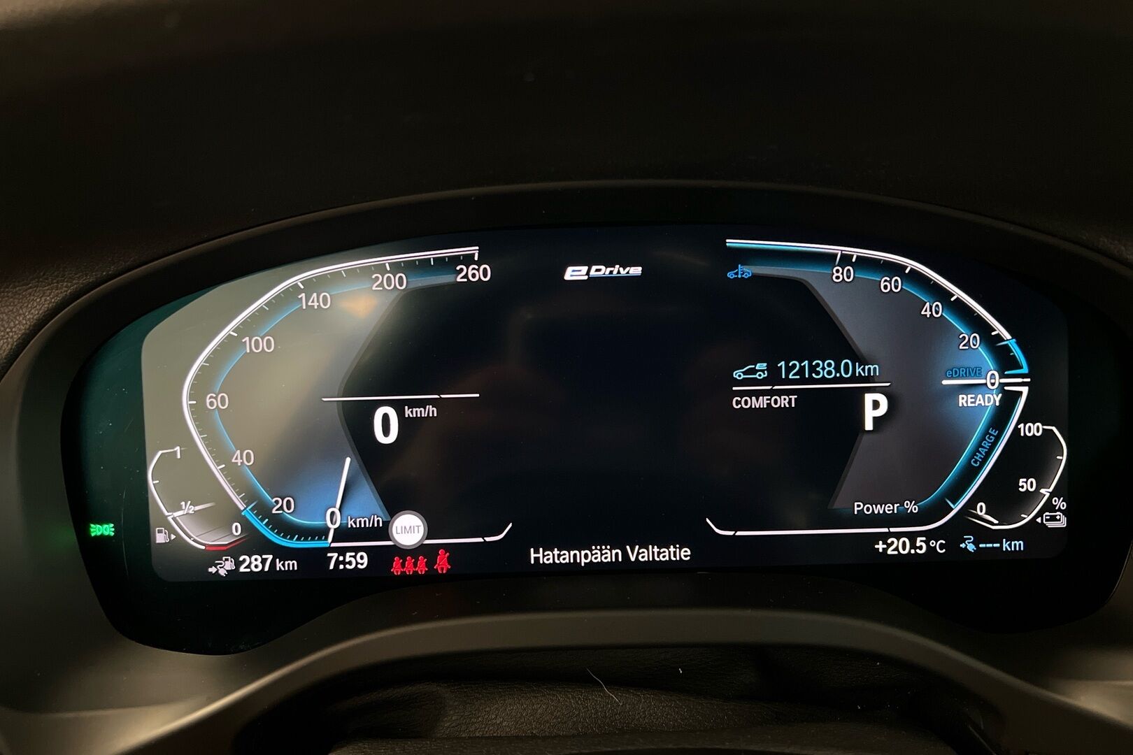 BMW X3 iso kuva 11