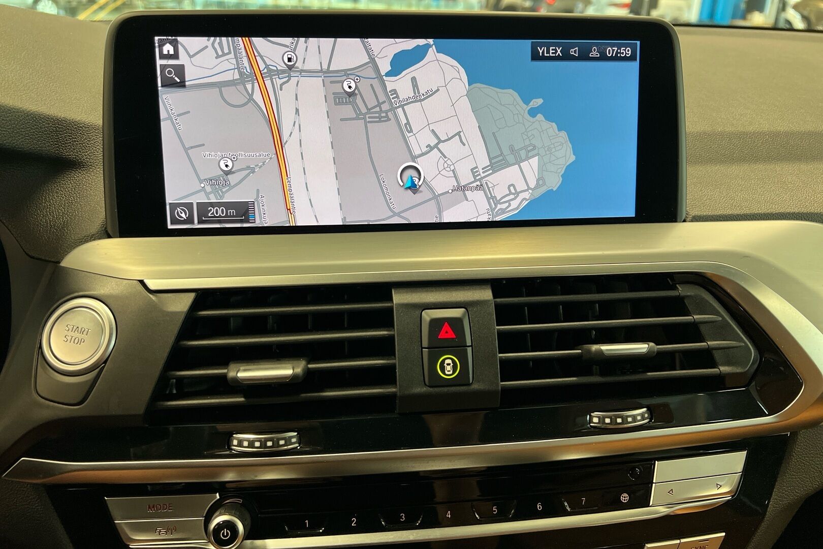 BMW X3 iso kuva 12