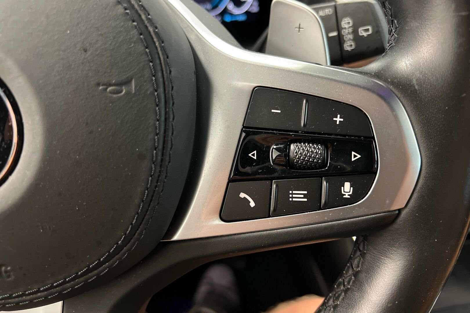 BMW X3 iso kuva 15
