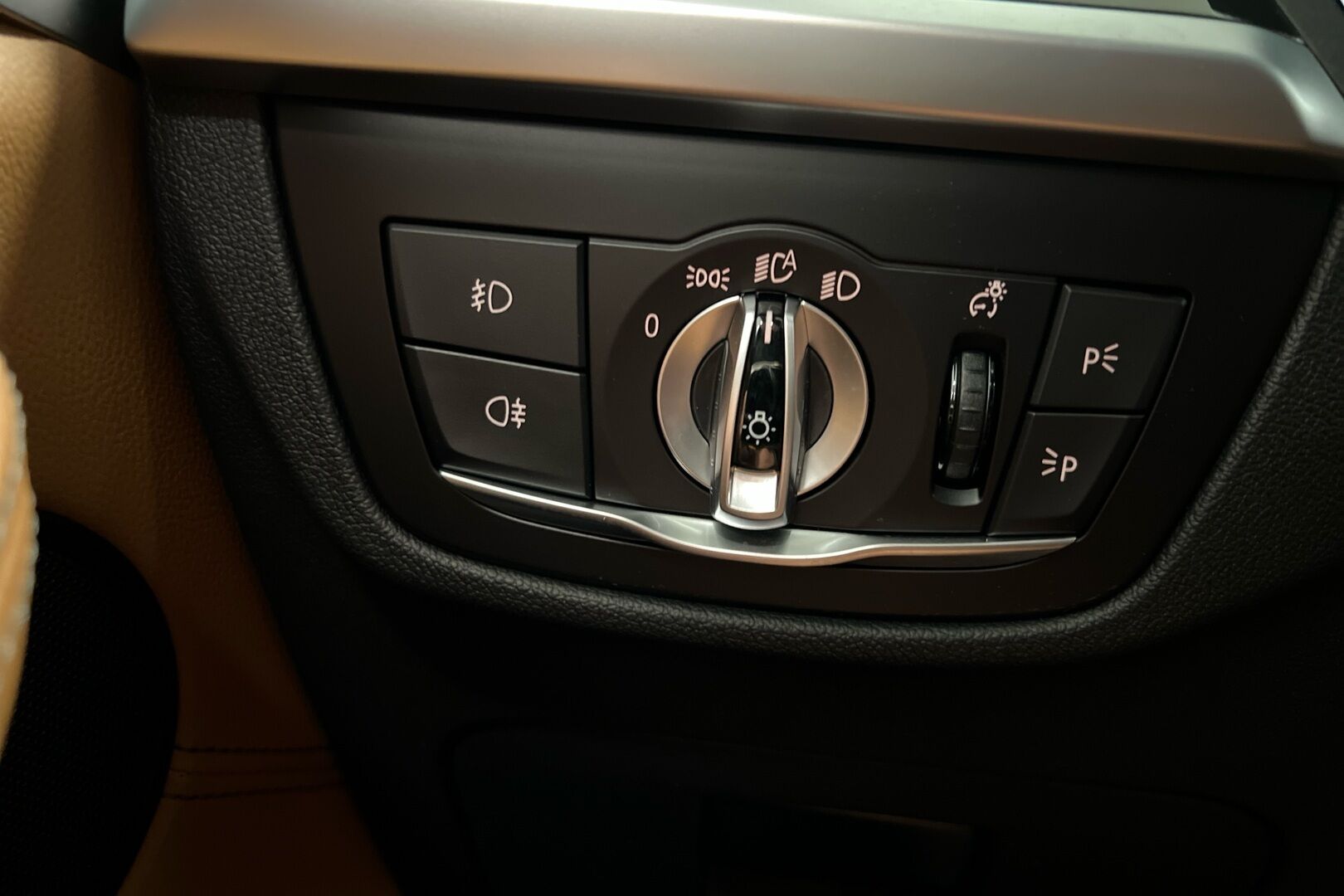 BMW X3 iso kuva 16