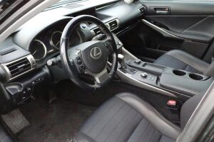 Lexus IS esikatselu 2