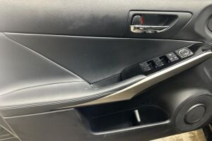 Lexus IS esikatselu 24