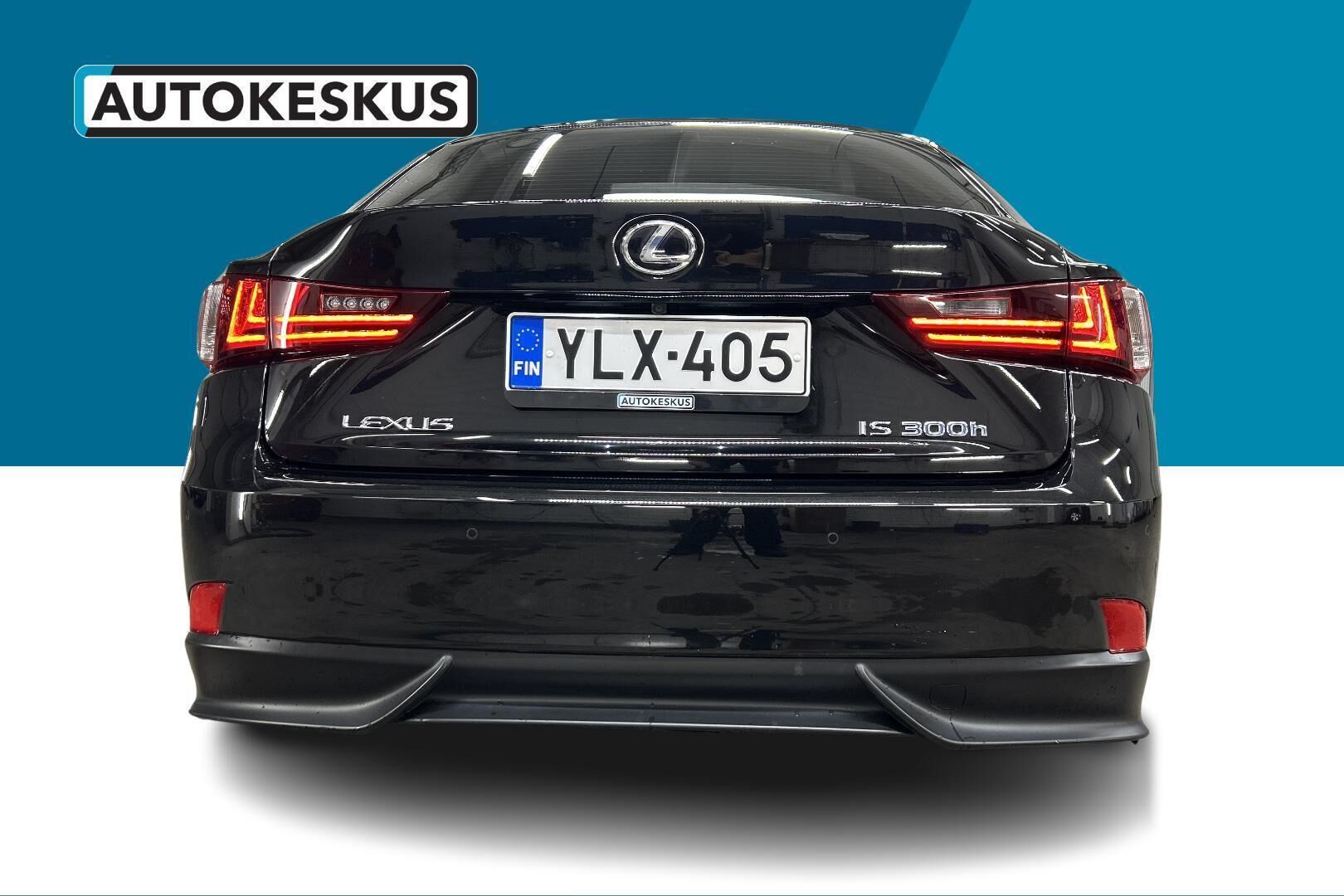 Lexus IS iso kuva 6