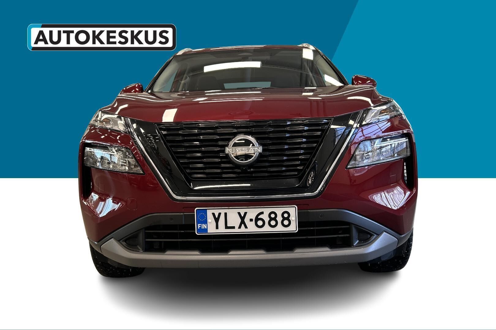 Nissan X-Trail iso kuva 1