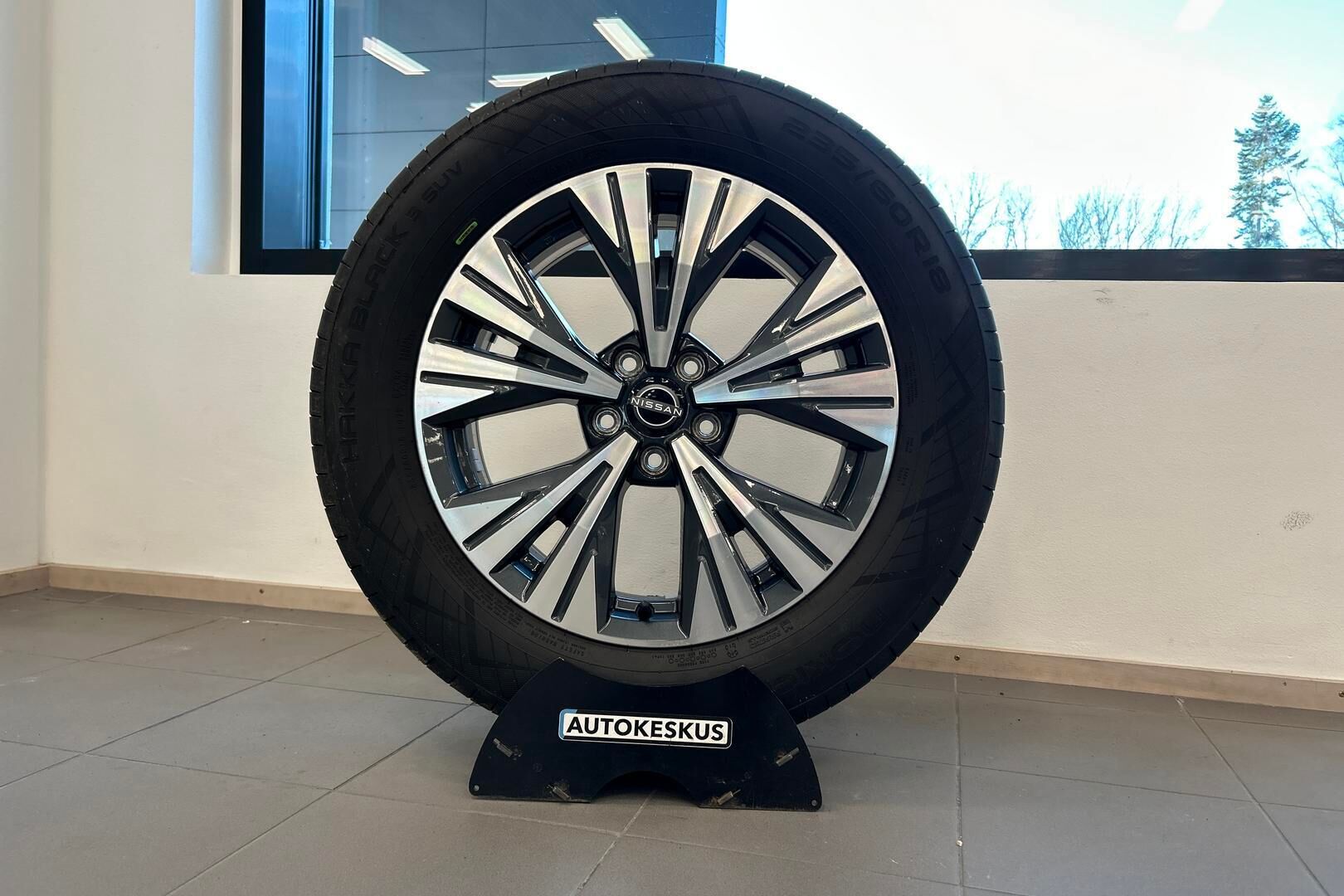 Nissan X-Trail iso kuva 27