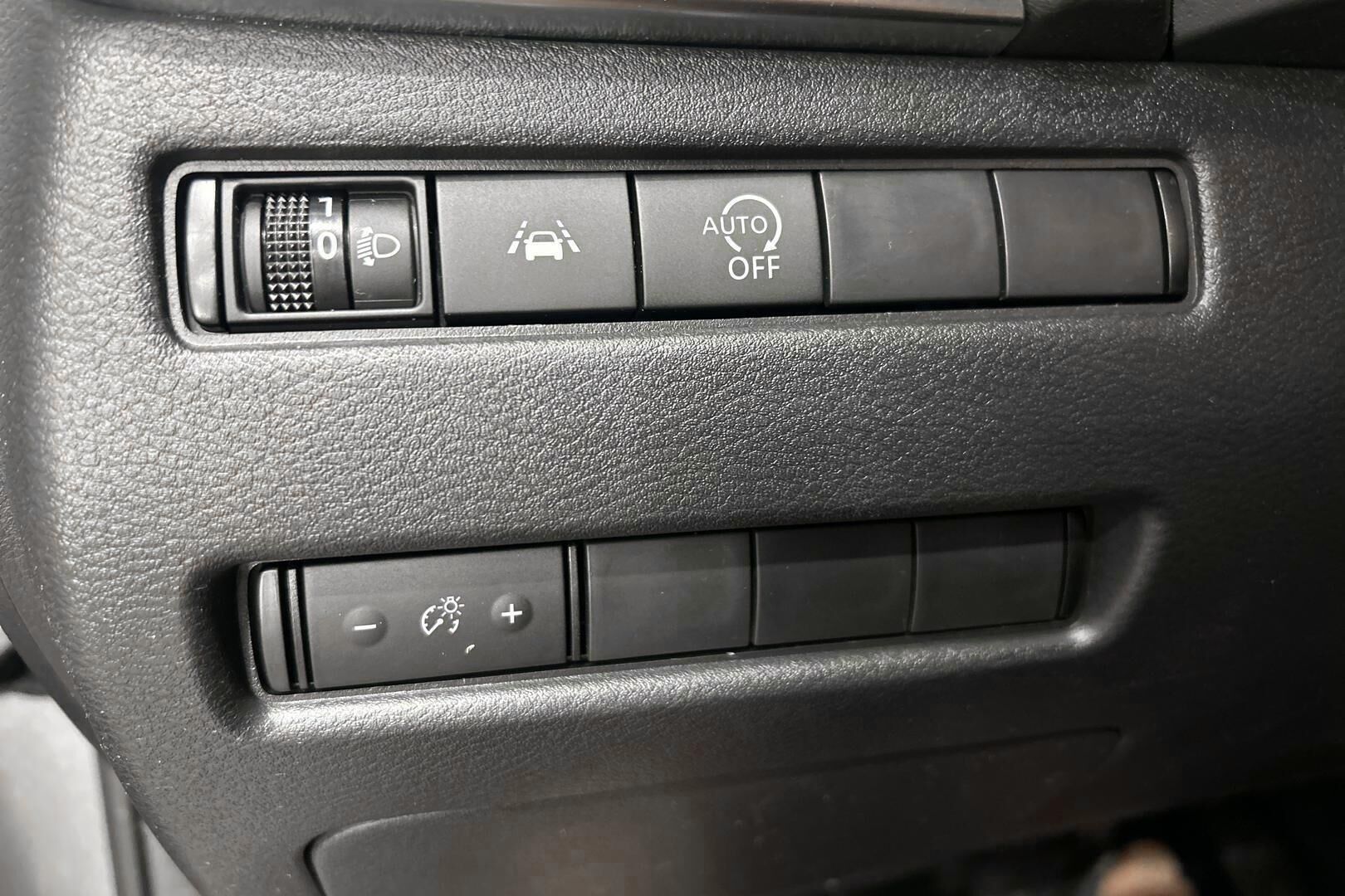 Nissan Qashqai iso kuva 18