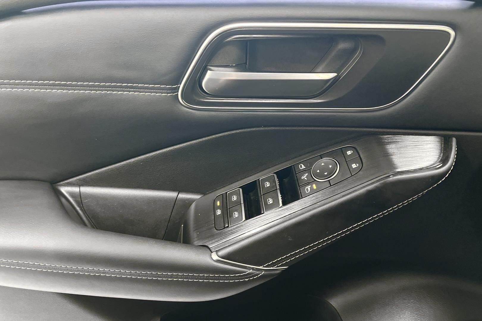 Nissan Qashqai iso kuva 19