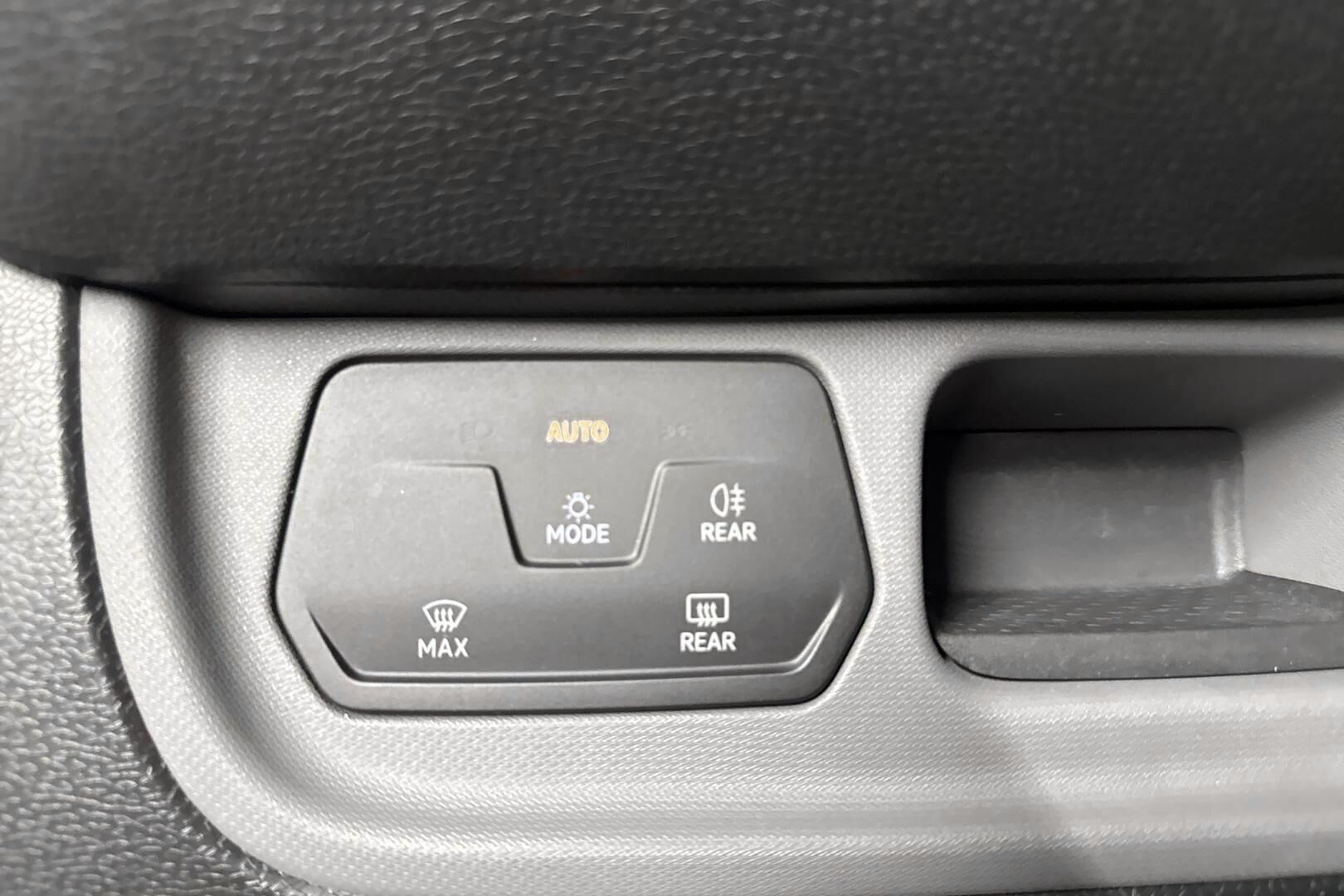 VOLKSWAGEN ID. BUZZ CARGO iso kuva 15