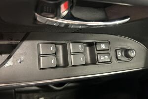 Suzuki S-Cross esikatselu 19