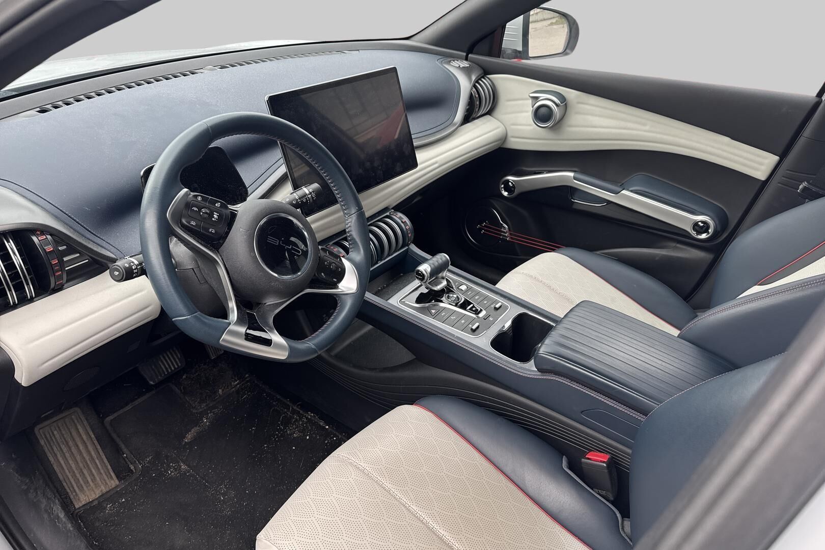 BYD Atto 3 iso kuva 1