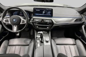 BMW 5-sarja esikatselu 29