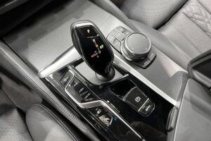 BMW 5-sarja esikatselu 35