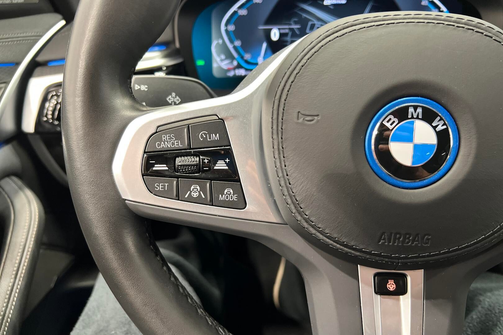 BMW 5-sarja iso kuva 16