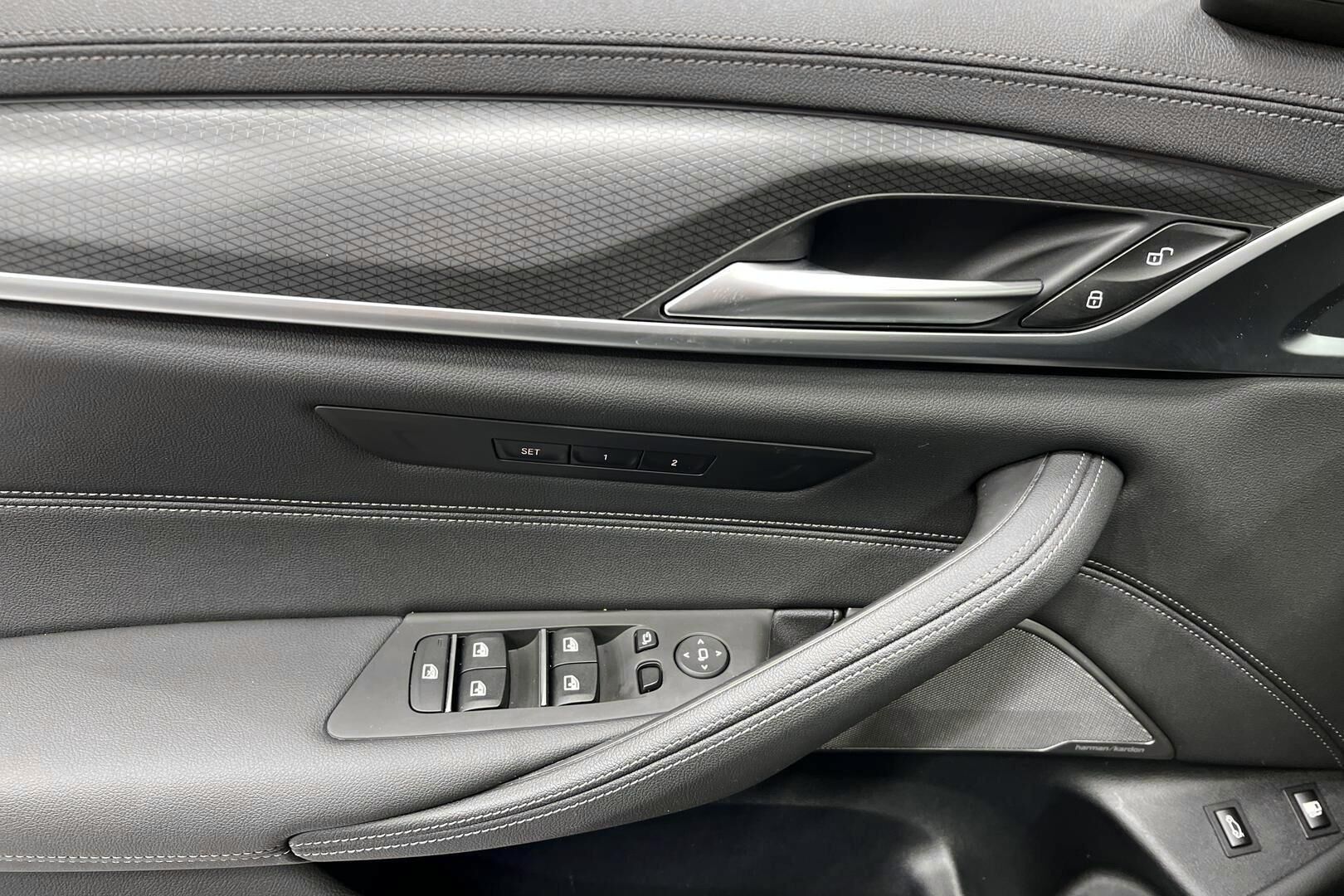 BMW 5-sarja iso kuva 22