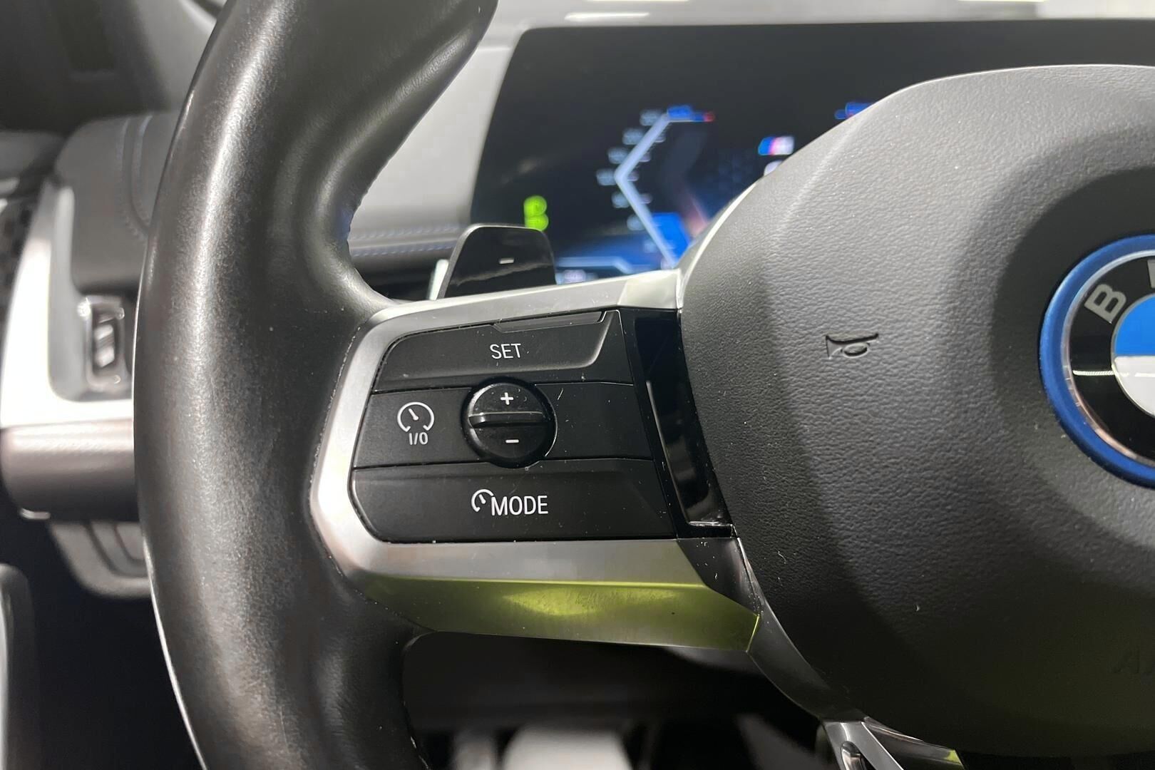 BMW X1 iso kuva 16