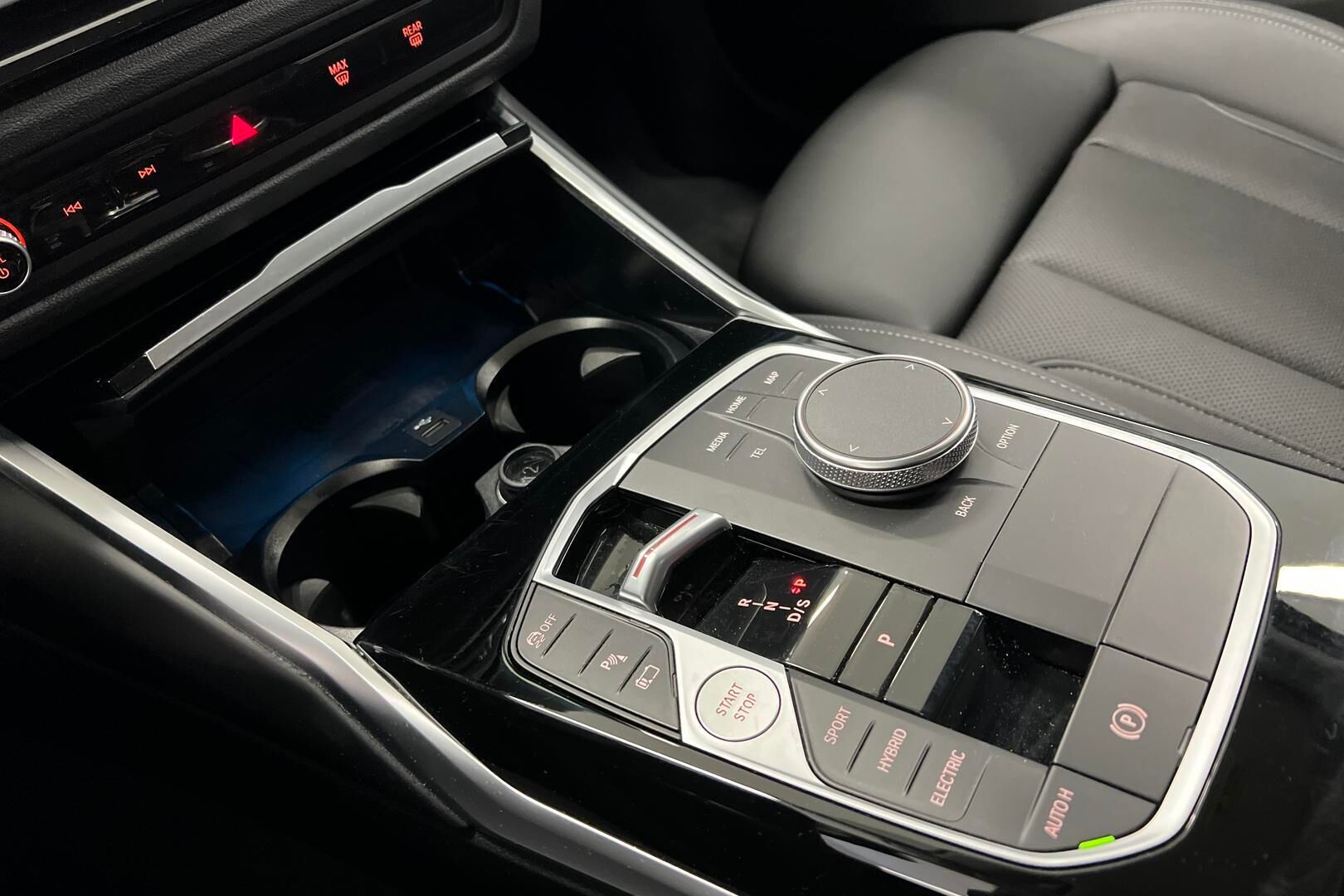 BMW 3-sarja iso kuva 18